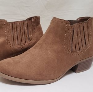 Women's booties